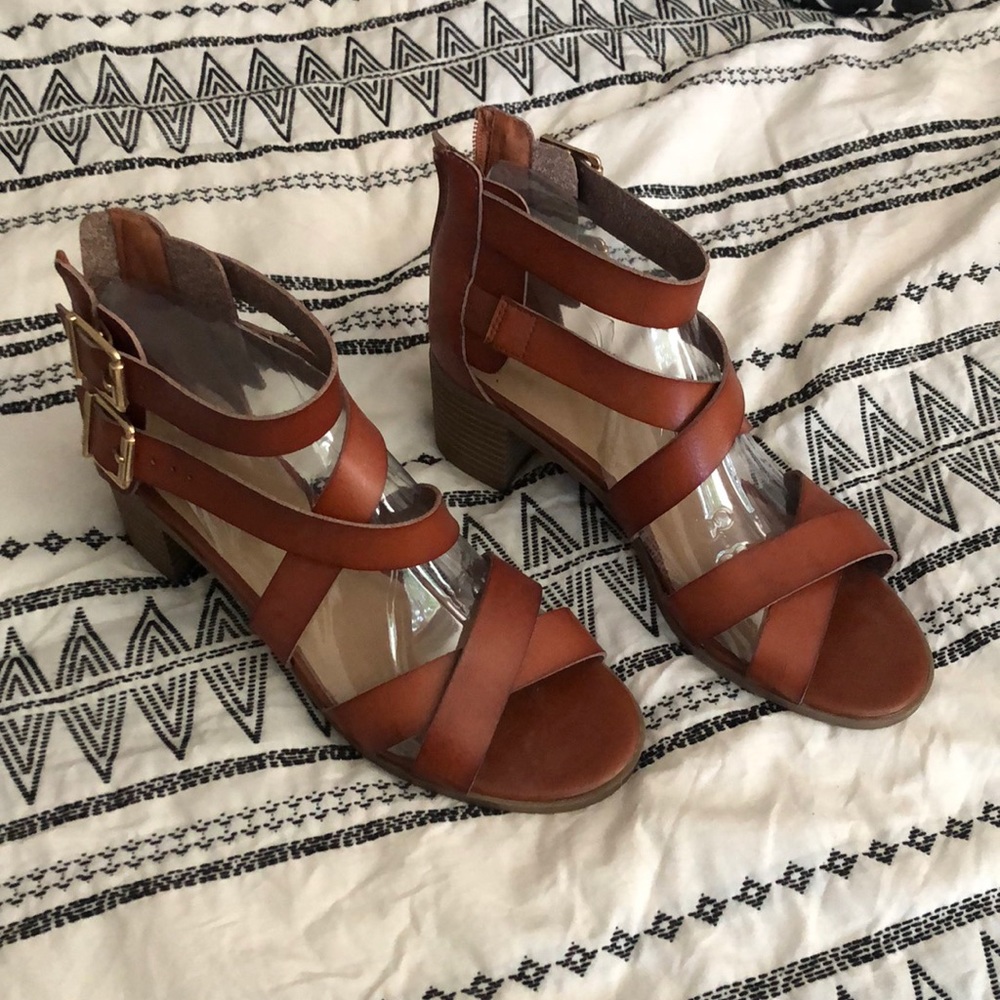 Material Girl sandals - NWOT